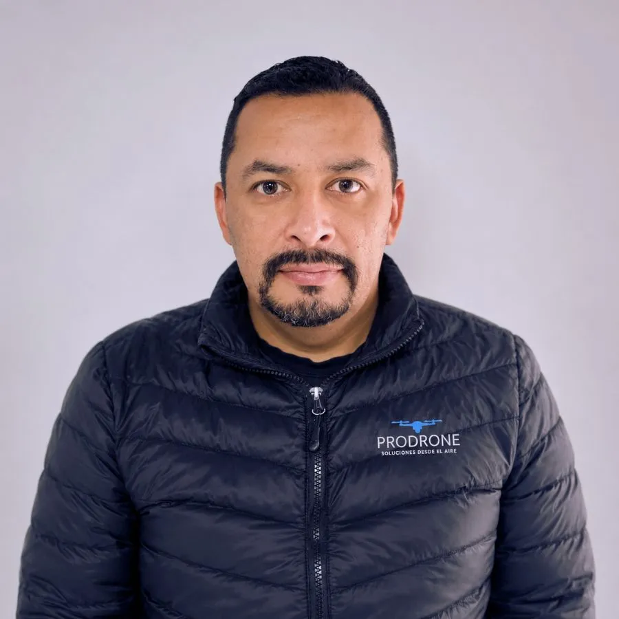 Instructores cursos de drone Academia Prodrone 4 Gabriel Lopez, instructor de vuelo Academia PRODRONE